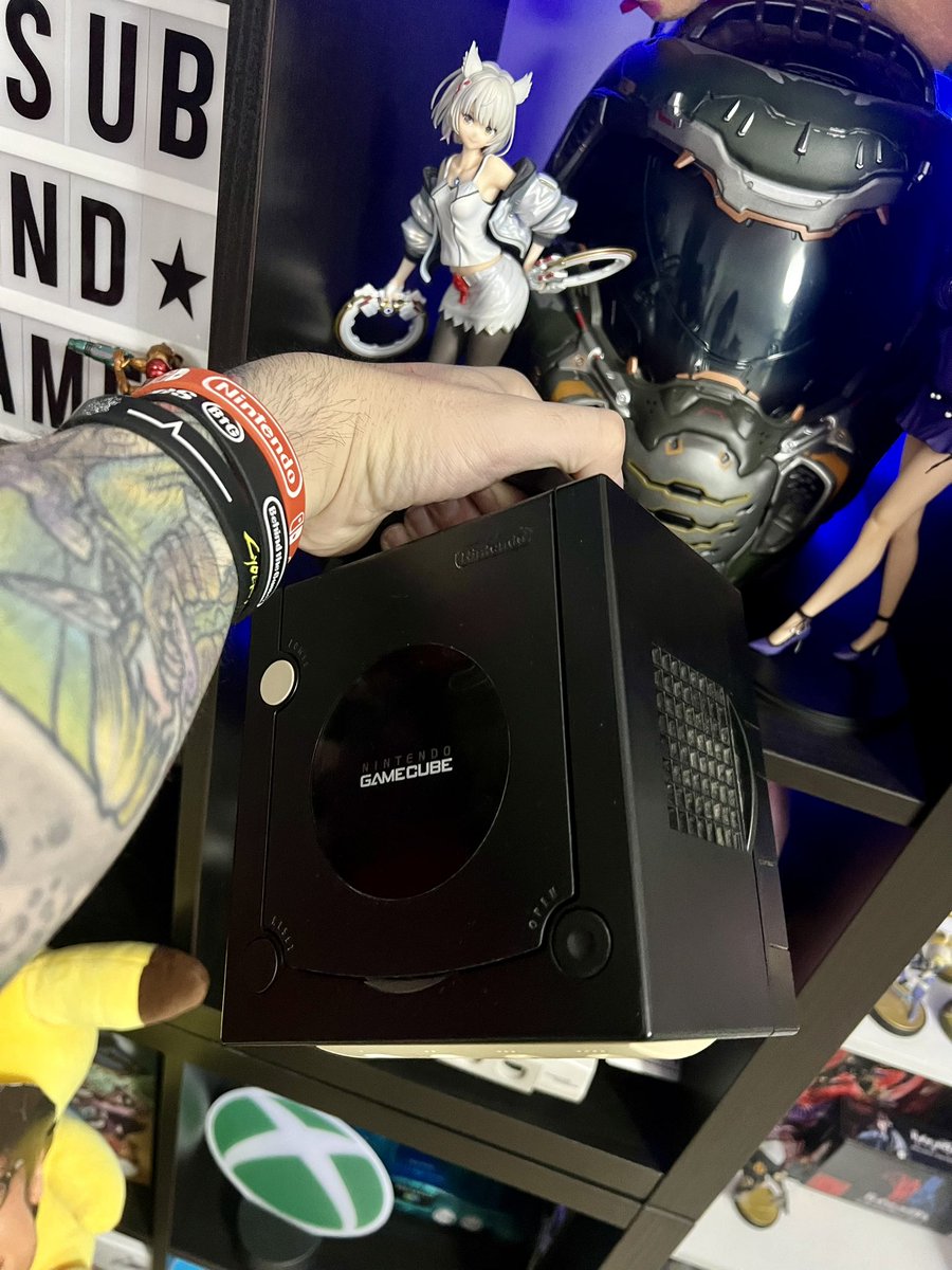 Ha aparecido la nueva consola de Steam en mi estantería, ta guapa!