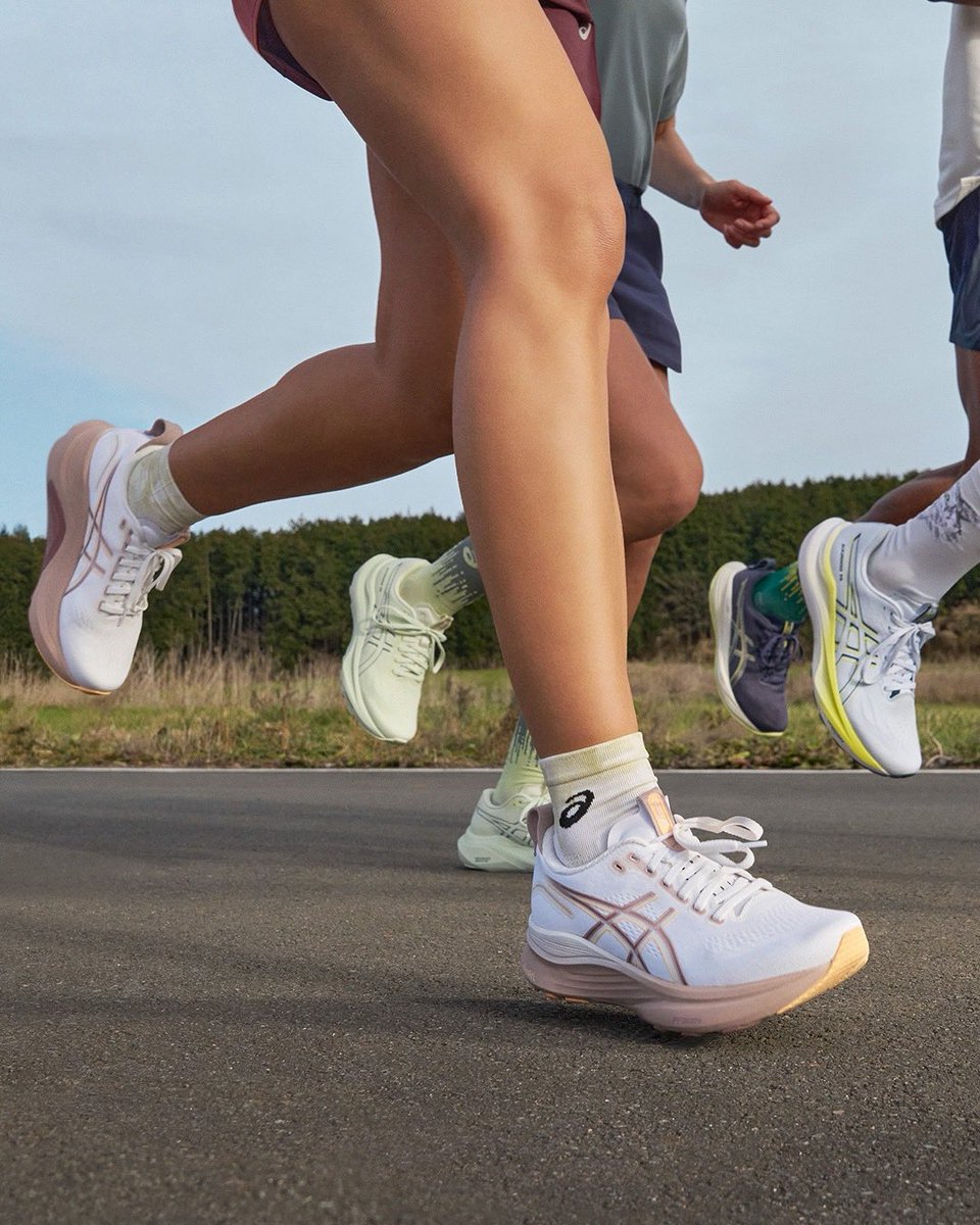 ASICS_India's tweet image. Running in premium comfort takes your mind to an amazing place. Feel comfort, find calm.​

Find your comfort at asics.co.in​

#SoundMindSoundBody #MoveYourBodyMoveYourMind #ASICSIndia