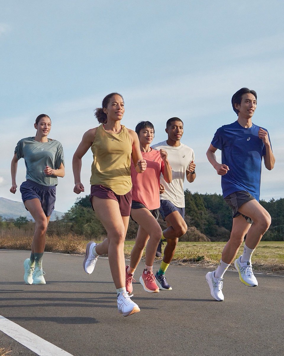 ASICS_India's tweet image. Running in premium comfort takes your mind to an amazing place. Feel comfort, find calm.​

Find your comfort at asics.co.in​

#SoundMindSoundBody #MoveYourBodyMoveYourMind #ASICSIndia