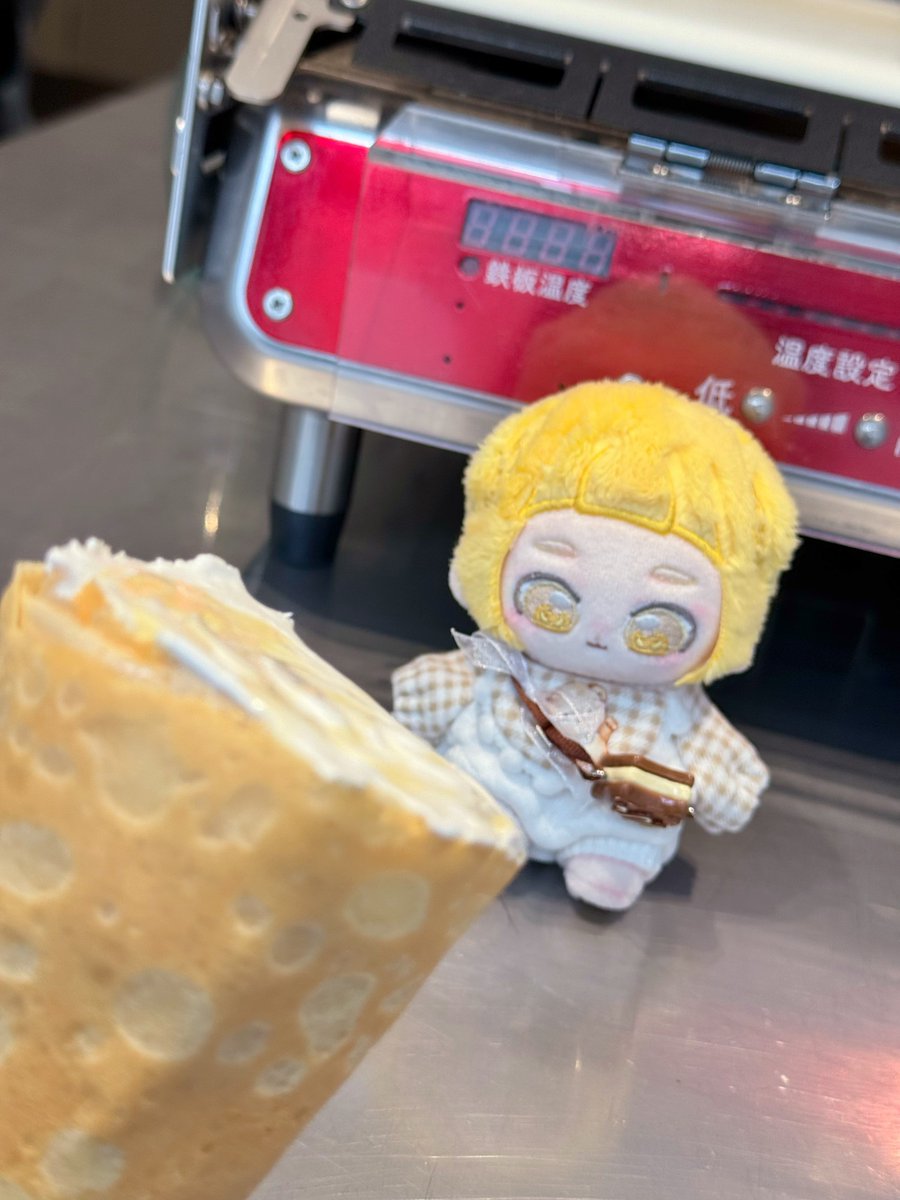 ぽんちゃんとはちみつれもんクレープ食べてきた！
パリパリクレープおいしかったねぇ