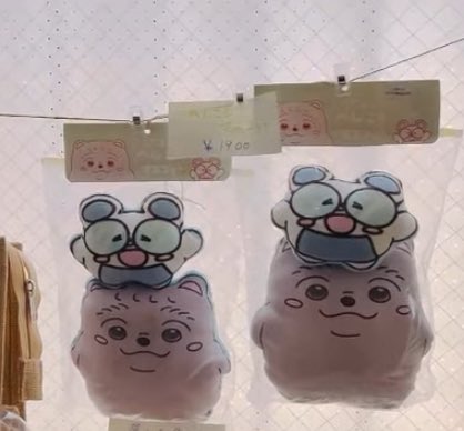 sakana_Yanoko's tweet image. マスコットはへんむぅところりんがセットで1900円です😆