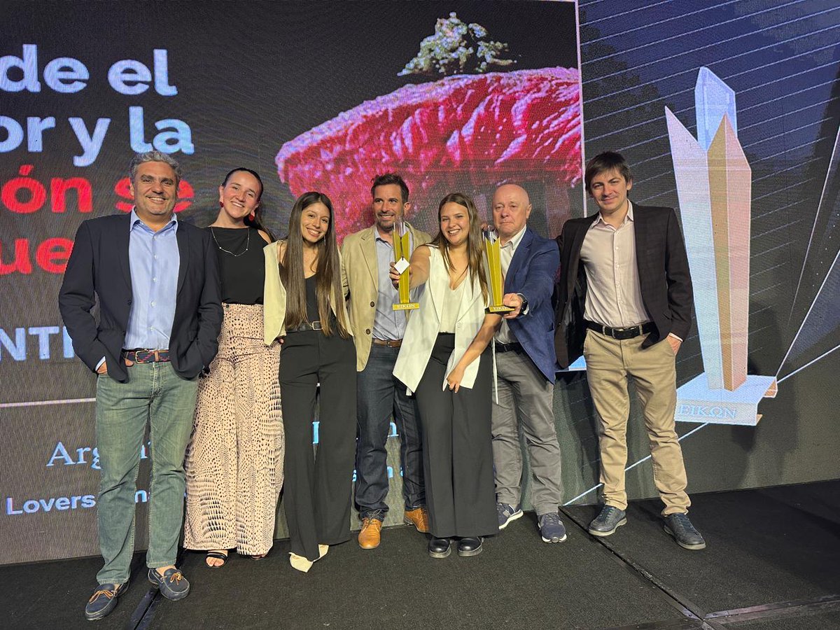 El IPCVA recibió dos premios Eikon de Oro 🏆
La campaña de “Argentine Beef” fue reconocida en las categorías “Campaña Internacional de Influencers” y “Comunicación Digital / Mobile” por su estrategia de promoción de la carne argentina en Europa.
Leé más 👉ipcva.com.ar/novedades/el-i…