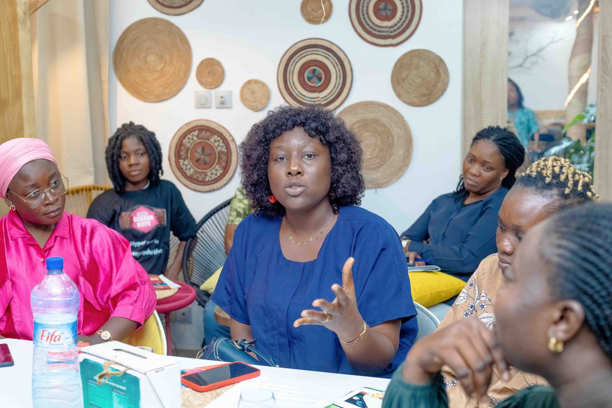 Jeunes Féministes pour l'Abolition des Dominations tweet media