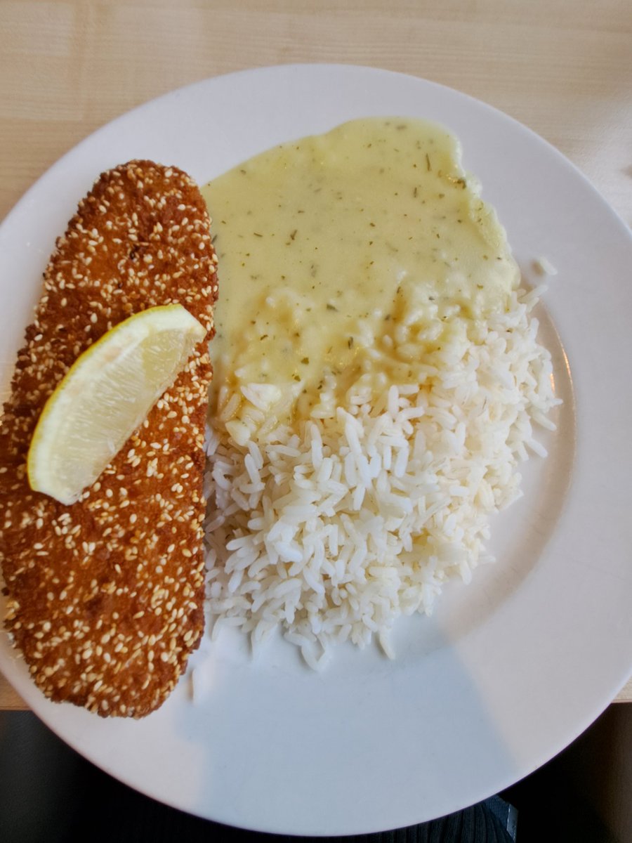 Heutiges Mittagessen, lecker Fisch 🤩
Wünsche euch einen schönen Tag. 🤗🫂