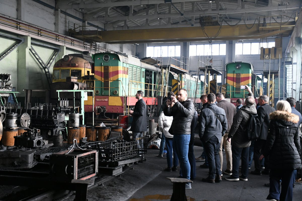 EUWB6_TCT's tweet photo. Over three days in Chișinău, experts from the Western Balkans, Moldova, Georgia, Ukraine and the EU joined the IPA Interoperability Training🚆

A technical visit to Moldovan Railways rounded off the event, showcasing modernisation efforts in Moldova ✅

🔗https://t.co/oFsg1ZQOLj https://t.co/hPub9jqhRM