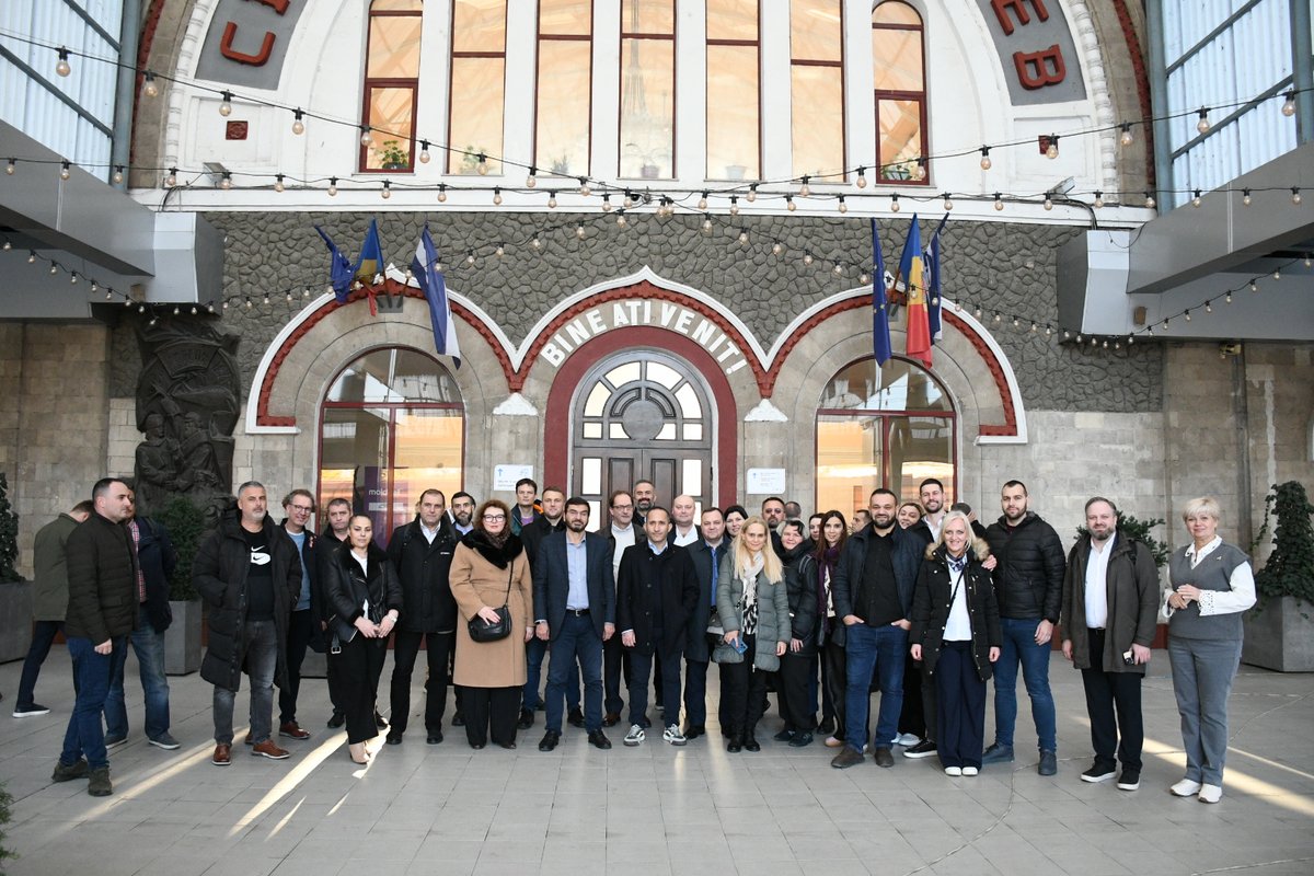 EUWB6_TCT's tweet photo. Over three days in Chișinău, experts from the Western Balkans, Moldova, Georgia, Ukraine and the EU joined the IPA Interoperability Training🚆

A technical visit to Moldovan Railways rounded off the event, showcasing modernisation efforts in Moldova ✅

🔗https://t.co/oFsg1ZQOLj https://t.co/hPub9jqhRM
