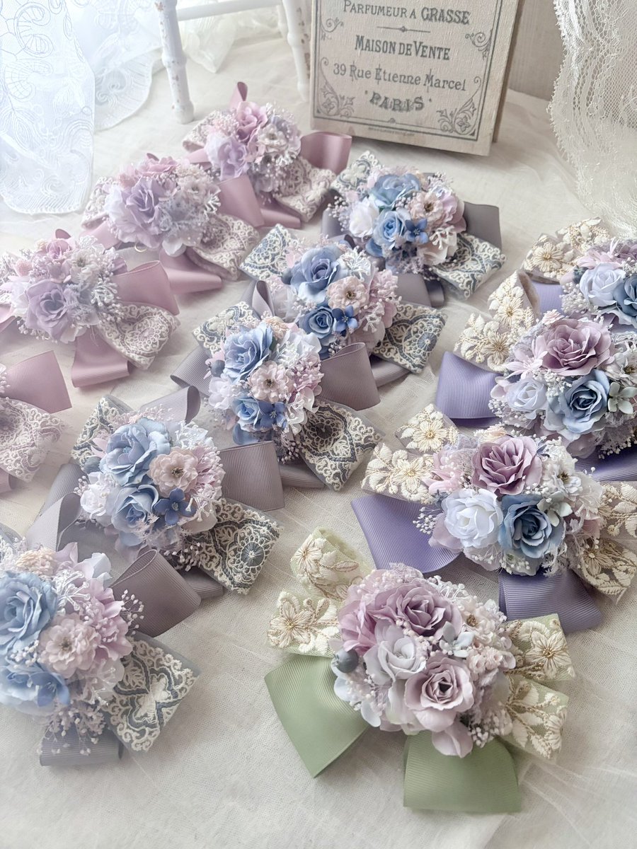 f_oringo's tweet photo. 刺繍リボンバレッタも制作中𝜗𝜚
グリーンという色を久々に使ってみました…試作に、1個だけ🍀 https://t.co/p6bDG9OYhj