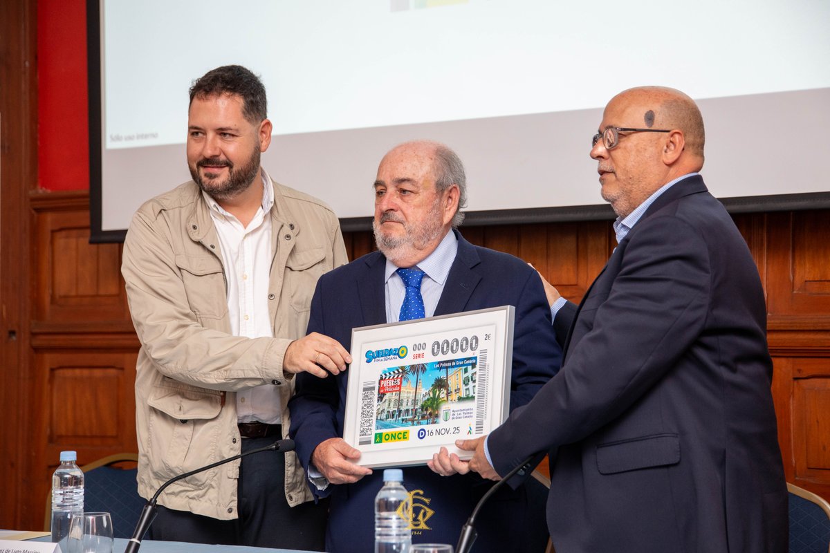 Somos protagonistas del nuevo cupón de la ONCE dentro de Pueblos de película. 5,5 M de cupones llevarán por toda España la imagen del edificio
Escenario de rodajes como Palmeras en la nieve o La niebla , el Gabinete reafirma su papel como símbolo cultural y patrimonial de la isla