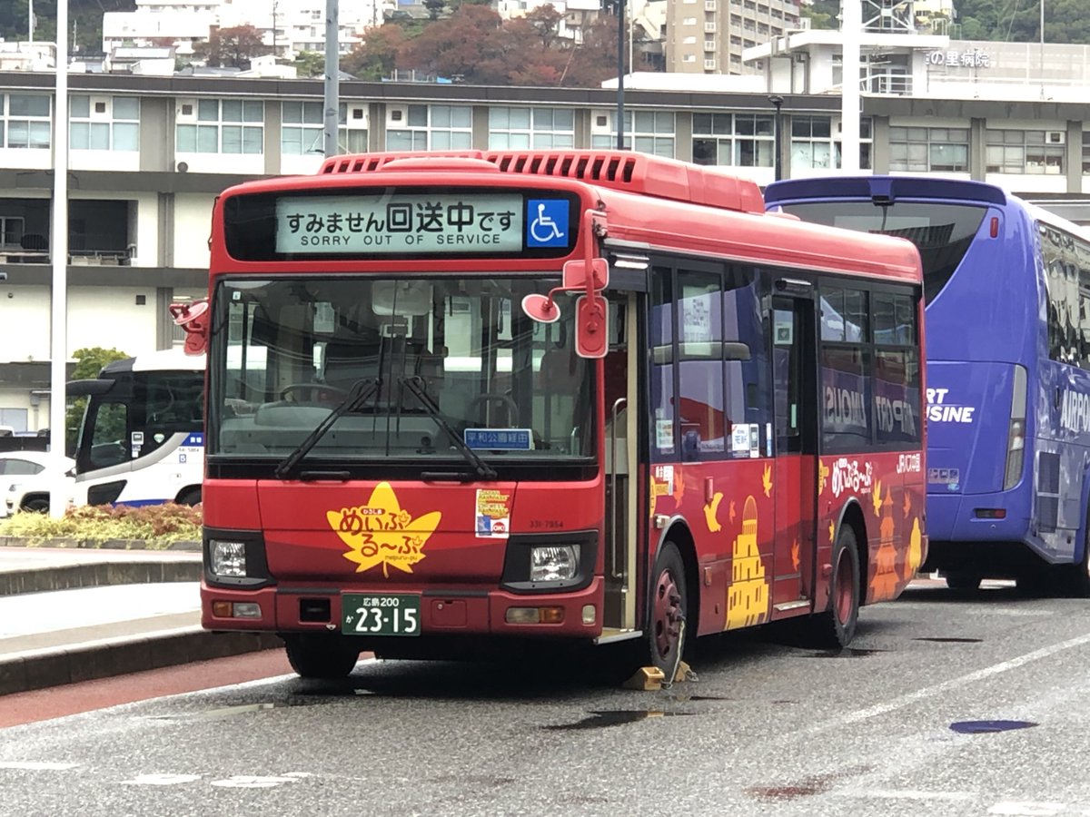 この顔でフイルム式の方向幕というのも珍しいですな。