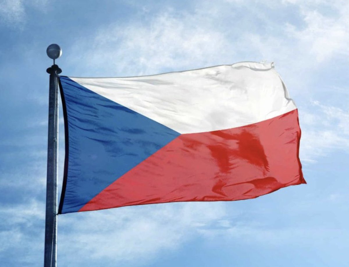 pete_rizzo_'s tweet image. HUGE BREAKING: CZECH REPUBLIC CENTRAL BANK JUST ANNOUNCED THAT IT BOUGHT $1 MILLION IN #BITCOIN

THE 2nd NATION IN EUROPE. THIS IS HISTORY 🔥