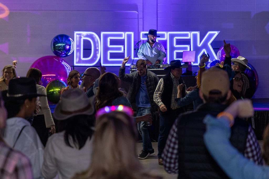 Deltek's tweet image. Last night’s #DeltekProjectCon customer appreciation party had it all — rodeo, music, dancing, and nonstop fun! 🤠🐎 Thank you to everyone who made the night (and the week!) one to remember.
