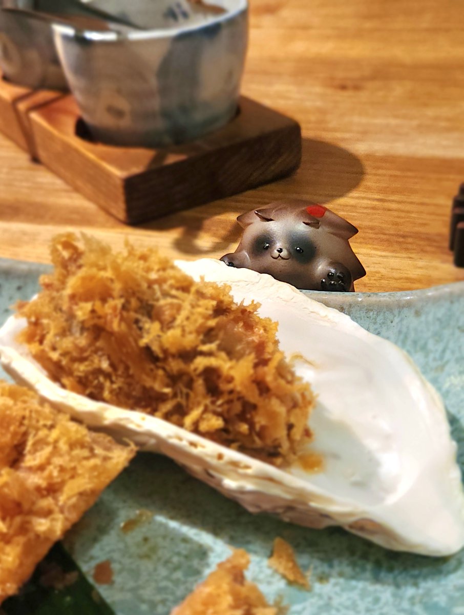 「タヌキはカキフライも好きなんですよ。とんかつもいいですね。タヌキの為にありがとうございます。ŧ‹”ŧ‹”( 'ч' )ŧ‹”ŧ‹”」
#ジャイアントデスイエティ #ソフビ