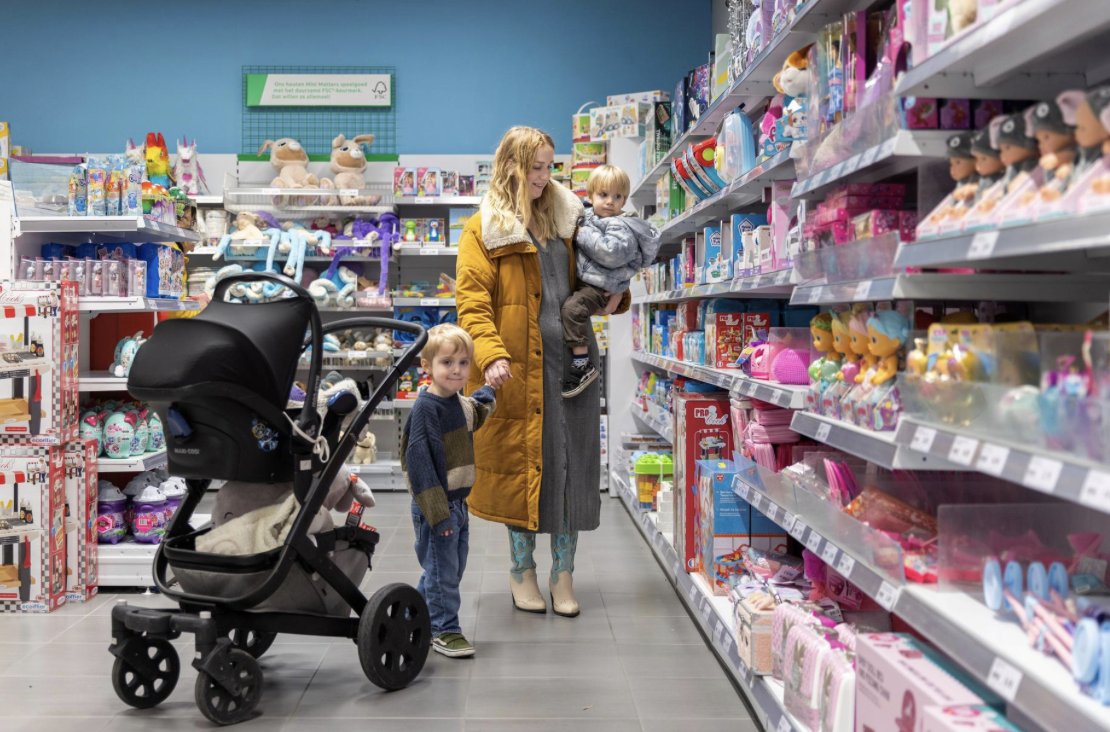 Ondanks een afnemend consumentenvertrouwen, groeit Action exponentieel in Europa. In 2025 heeft de non-food discounter honderden vestigingen geopend in 14 landen

#Action 

fonkmagazine.nl/artikelen/econ…