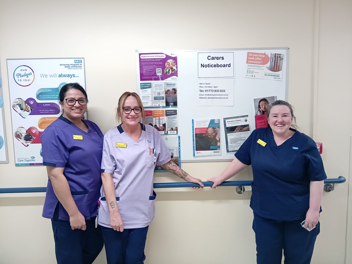 CherylD03845603's tweet photo. Well done to Ward 3 & 5 @FNCH for being awarded H-Connect Carer Friendly Hospital Service Quality Award 👏@ajGidda Thank you for organising the event today #FNCH @AngRoome https://t.co/xW1eOKDs2g