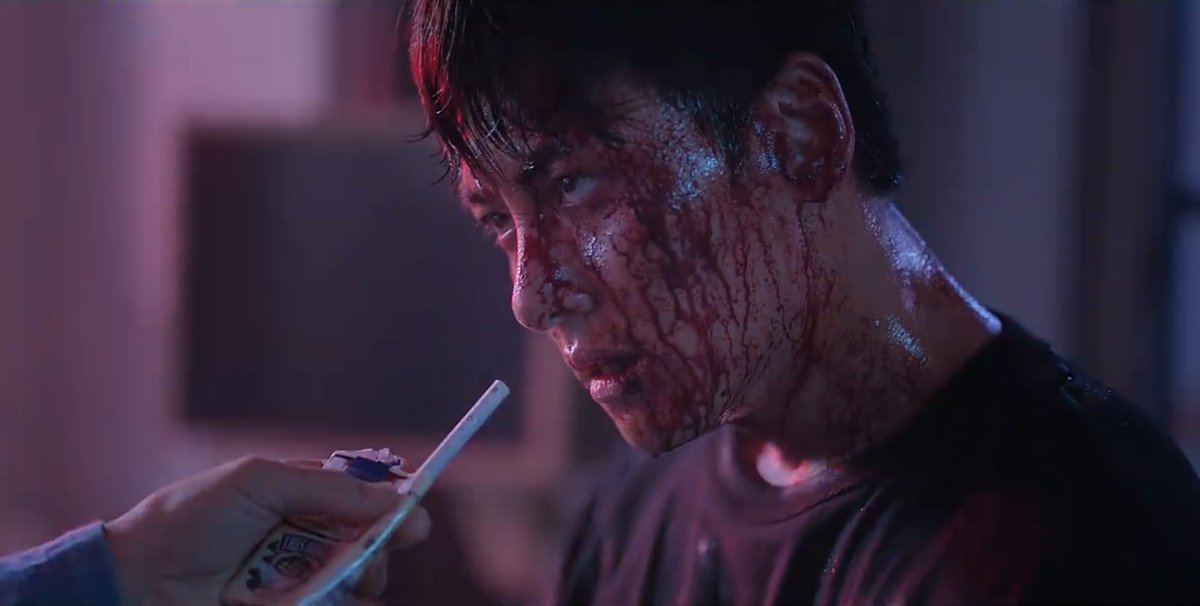 Salah banget ngabisin 6 eps pertama The Manipulated karena harus NUNGGU minggu depan lagi ❤️‍🔥

Ji Chang-Wook is, and will always be, a godsend for action sequences 🧎‍♂️

#조각도시 #TheManipulated