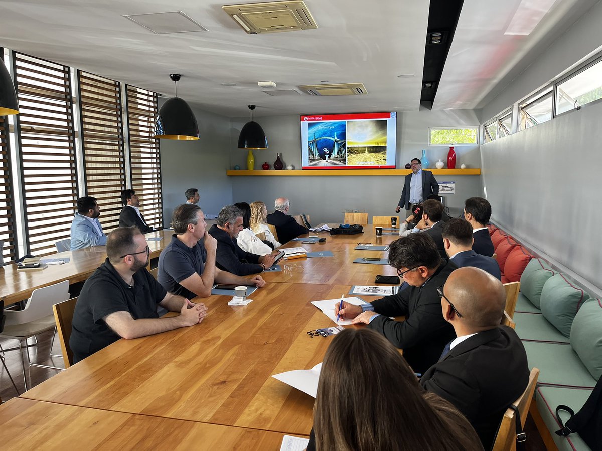 🇨🇱🗳️ Da inicio el Programa Electoral de <a href="/TransparenciaAL/">Transparencia Electoral</a> para las Elecciones Generales #Chile 2025.

📍Jornada Académica organizada junto a <a href="/GobiernoUDD/">Gobierno UDD</a> en la <a href="/UDD_cl/">UDD</a> 

🗣️ Expone Rafael Rubio Núñez, del Observatorio de la Desinformación de la Universidad Complutense de Madrid 🇪🇸