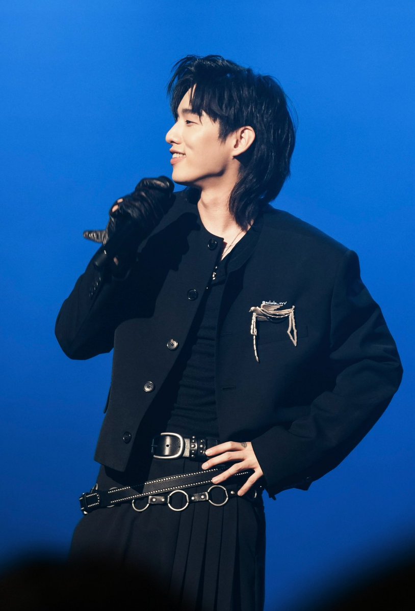 251113 Love in Seoul

可爱小鸡 喜欢💕

#eaJ
#eaJPark
#PeanutButtersDad