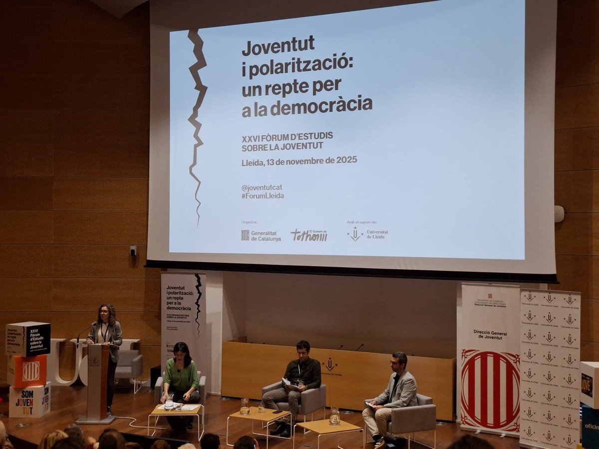 AjuntamentOlesa's tweet image. 🔴 JOVENTUT

🗣️ El Departament de Joventut de l’Ajuntament d’#Olesa ha participat aquest matí al XXVI Fòrum d’Estudis sobre la #Joventut, celebrat a Lleida i dedicat enguany a “Joventut i #polarització: un repte per a la #democràcia”.
👇🏻