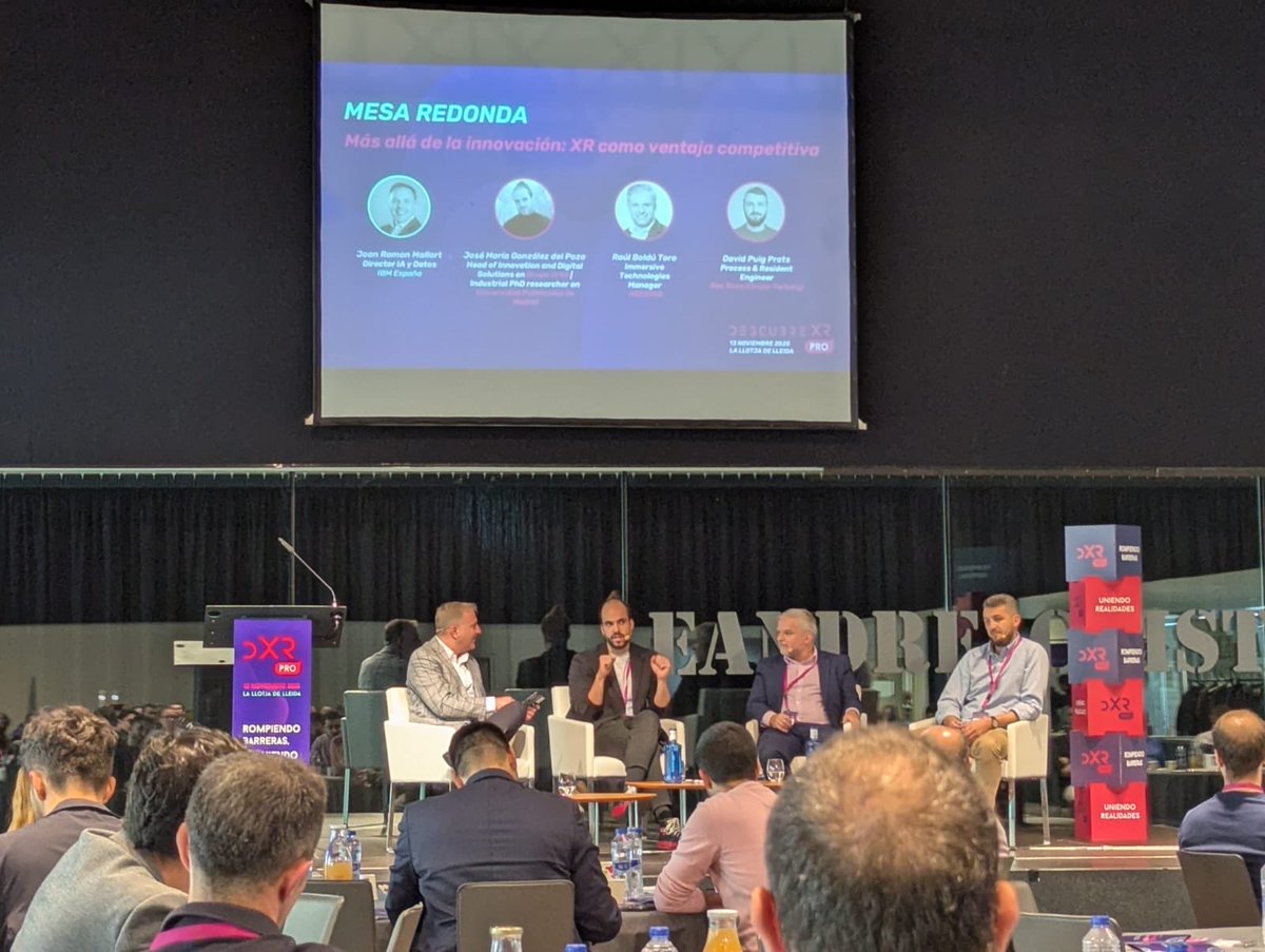 isostopy tweet media