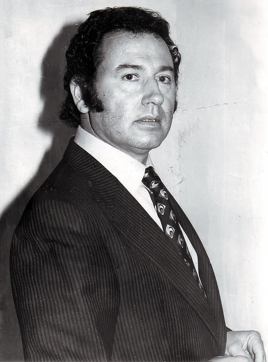 Queremos expresar nuestro más profundo pesar por el fallecimiento de Antonio Fernández Díaz ‘Fosforito’, maestro universal del cante flamenco y figura clave del siglo XX

Desde La Unión nos unimos al dolor de su familia, amigos y del mundo flamenco.

DEP, maestro

📸 cordobapedia