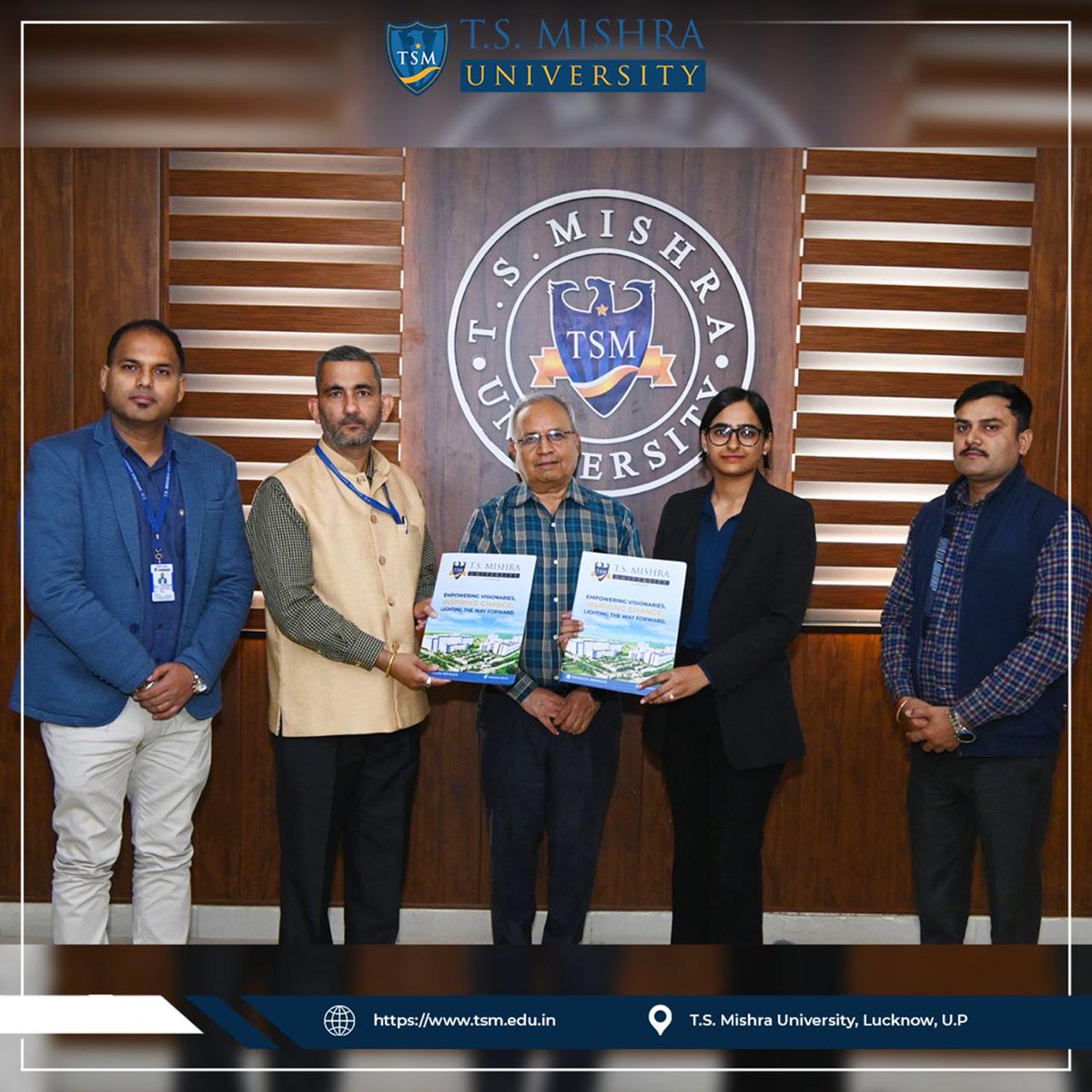 tsm_university's tweet image. Building Stronger Industry Collaborations

T.S. Mishra University signed a Memorandum of Understanding (MoU) with StockGro on 12th November 2025, organized by the School of Business Management.