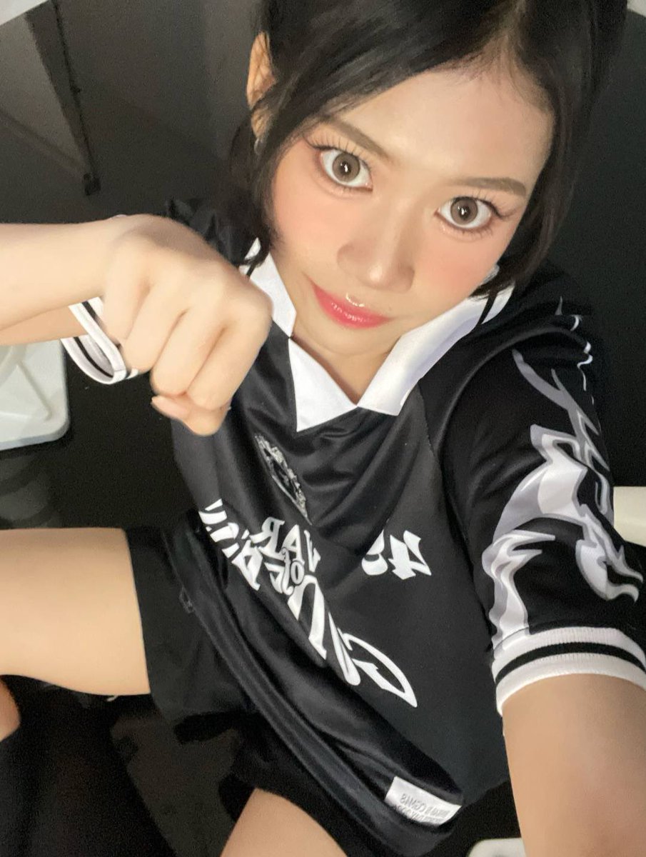 (📨💙) iAM48 — KHOWJOW

รูปกีฬาสีจริงๆหนูถือไม้เบสบอล51617718181

#KhowjowBNK48 
#BNK486thGeneration #BNK48