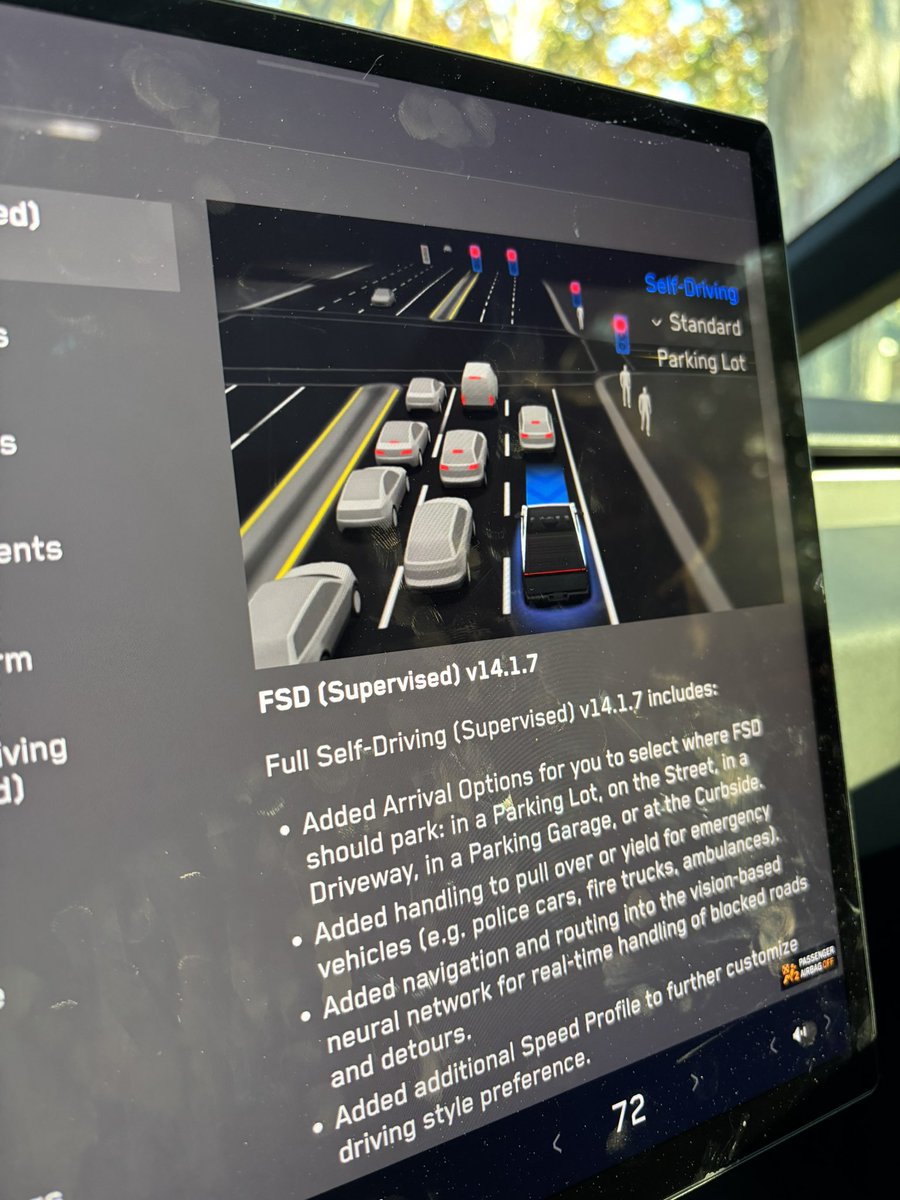 justeasye's tweet image. FSD 14.1.7 upgrade day

why drive when your robot car can do it for you….

@Tesla