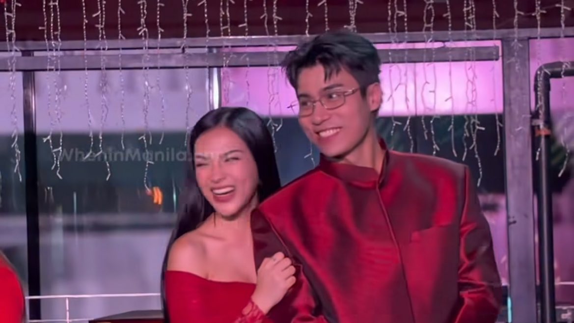 miksxela's tweet image. Tangina ang sarap mainlove

MIKBRENT JOYFUL CHRISTMAS