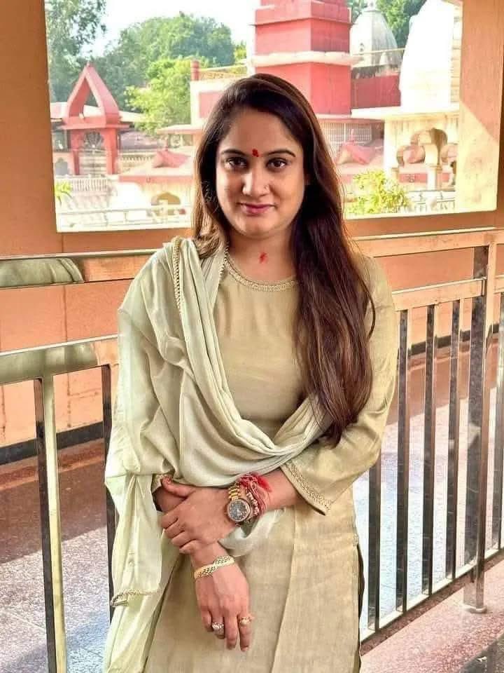 poojashukla04's tweet photo. शानदार पत्रकार @PragyaLive जी को जन्मदिन की बहुत बधाई https://t.co/GdaqnWZAu2