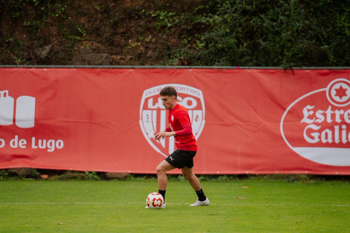 Tras casi 7 meses, está persona es muy muy feliz de nuevo ⚽🤘🏻
Gracias de corazón <a href="/CDeportivoLugo/">Club Deportivo Lugo 🪓</a> ❤️❤️