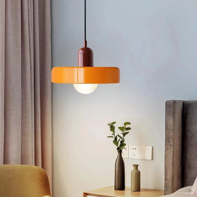 RetroToGo's tweet image. Not just aesthetically pleasing pieces of design, these 1970s Italian glass pendant lights by Nauradika London are also affordable. bit.ly/49RPg1b