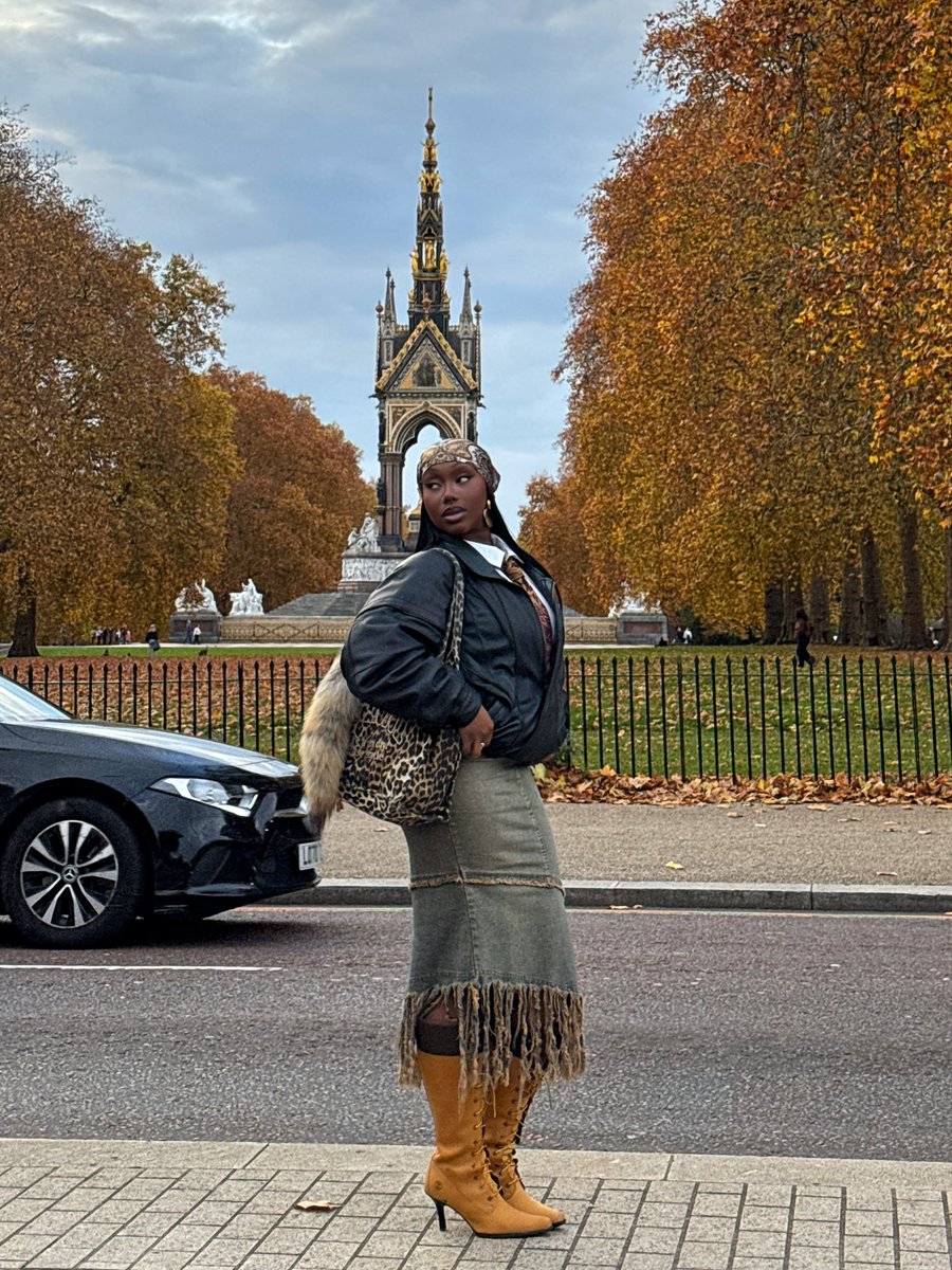 rae.jpeg tweet media