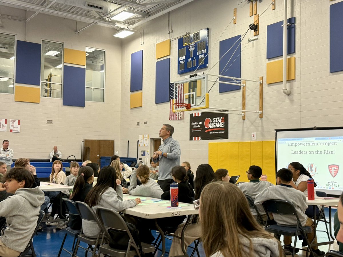 6th grade students had an incredible day at Brooklyn Schools with WeEmpower! They collaborated with students from other districts, building skills in leadership, communication, vision, and action. Proud of our future leaders <a href="/YourIndySchools/">IndependenceSchools</a> #StudentLeadership