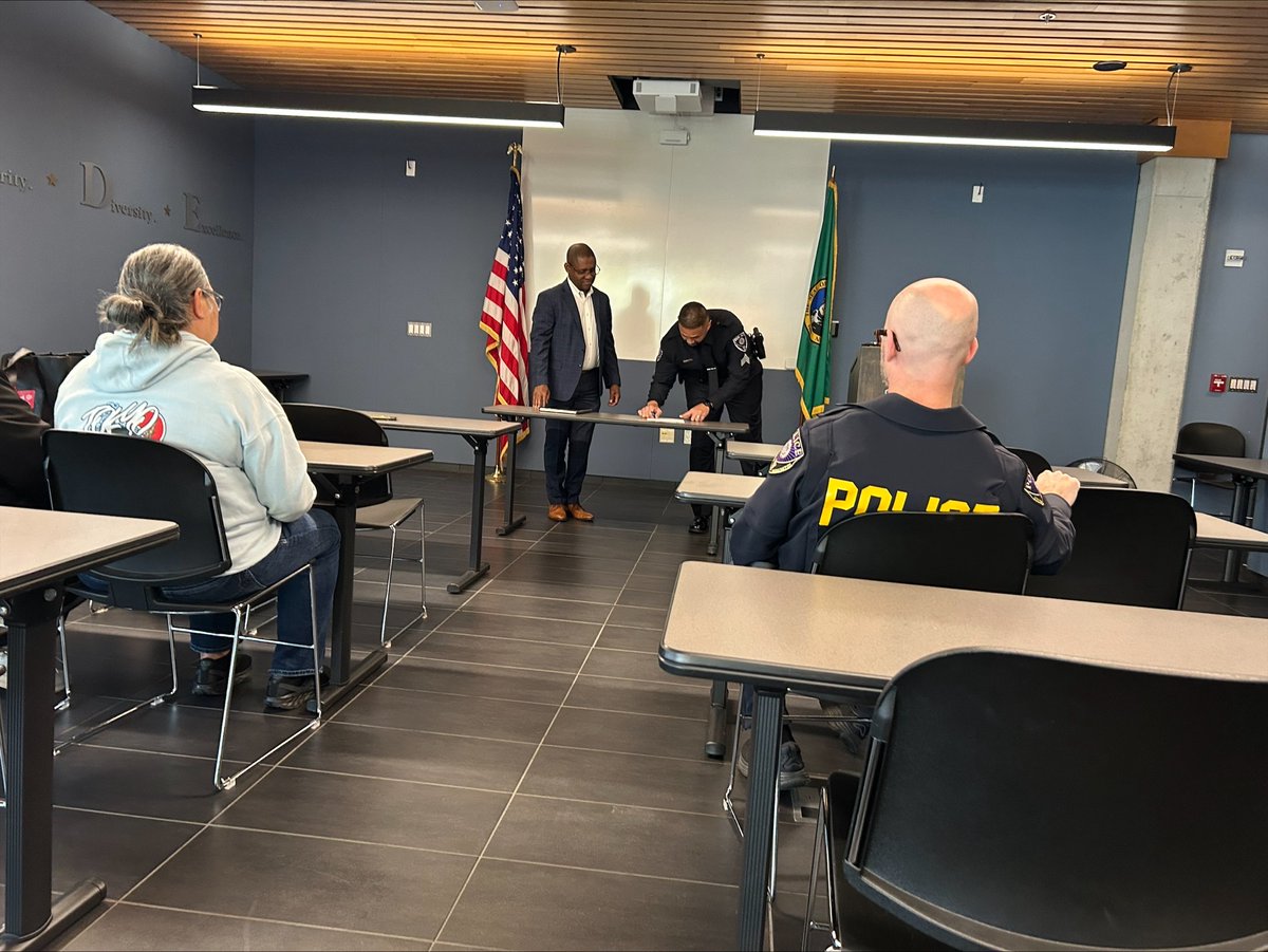 UW Police Department tweet media