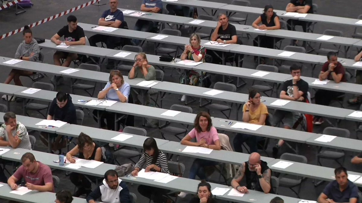 Euskarazko hizkuntza-eskakizunak lan-eskaintza publikoak euskaraz eginez edo lanean erabiliz egiaztatu ahal izango dira.
orain.eus/eu/aktualitate… <a href="/orainberriak/">Orain Berriak</a> <a href="/IVAP_eus/">IVAP Euskadi</a>