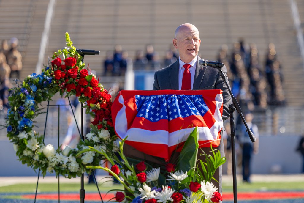ConroeISD's tweet image. This week, Conroe ISD had the honor of recognizing the brave men and women who have served our country at our annual Salute to Our Veterans event.

To all who have served, thank you!