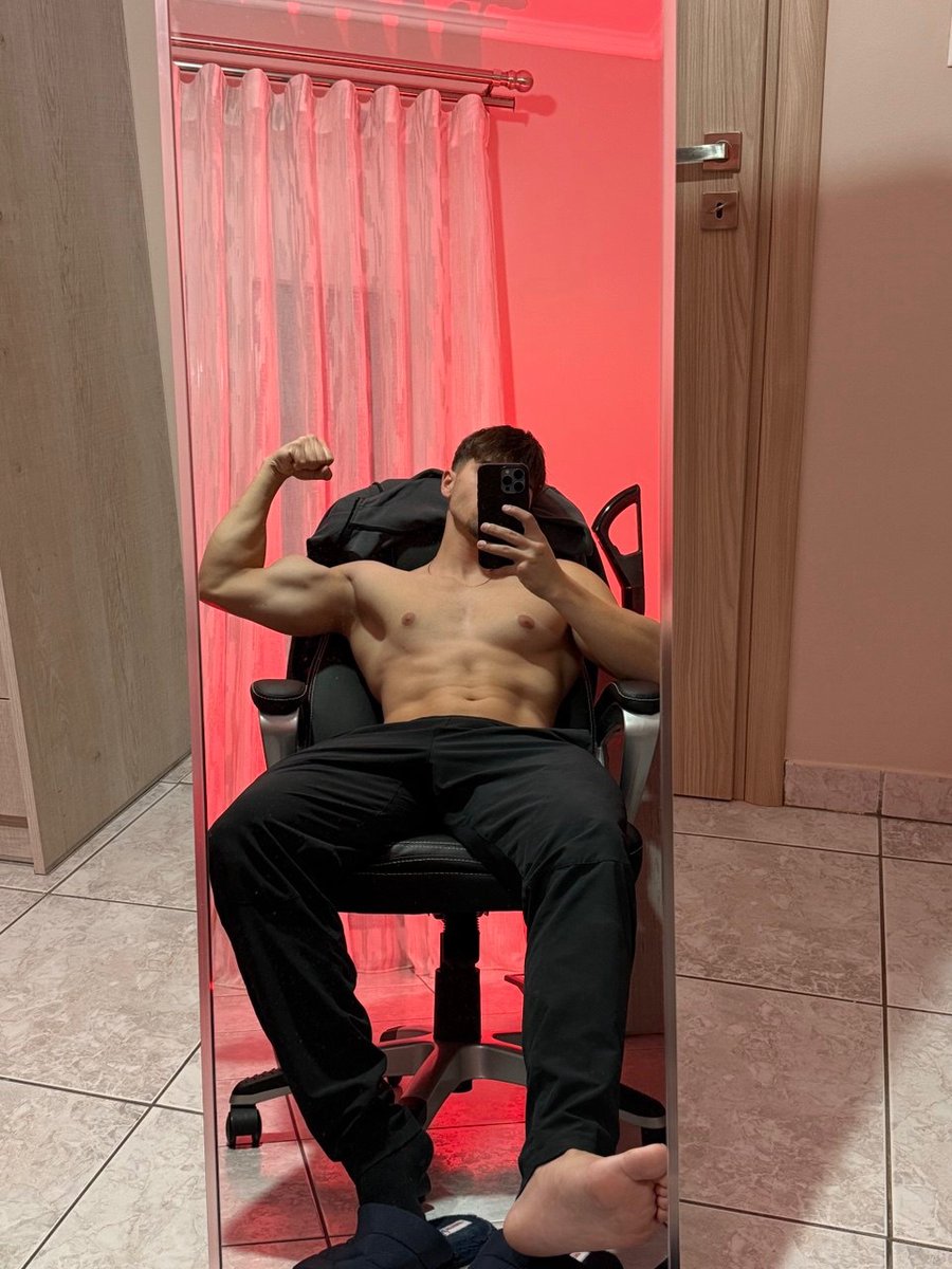 Young Stud tweet media