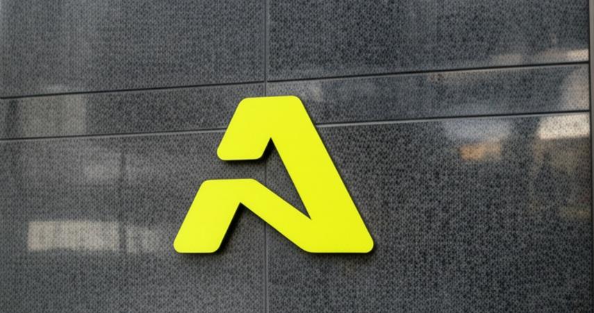 MahdianiORG's tweet image. The future of cloud is decentralized. 

@AethirCloud empowers AI, gaming, and enterprise through a borderless GPU network , transforming idle compute into global power.

This is #Aethir.
Where compute meets freedom.
#Zentry