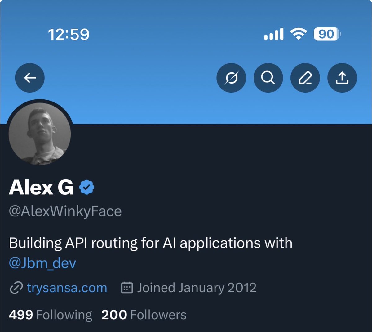 I just crossed 200 followers!!! I’m thankful for this community and for everyone who followed!