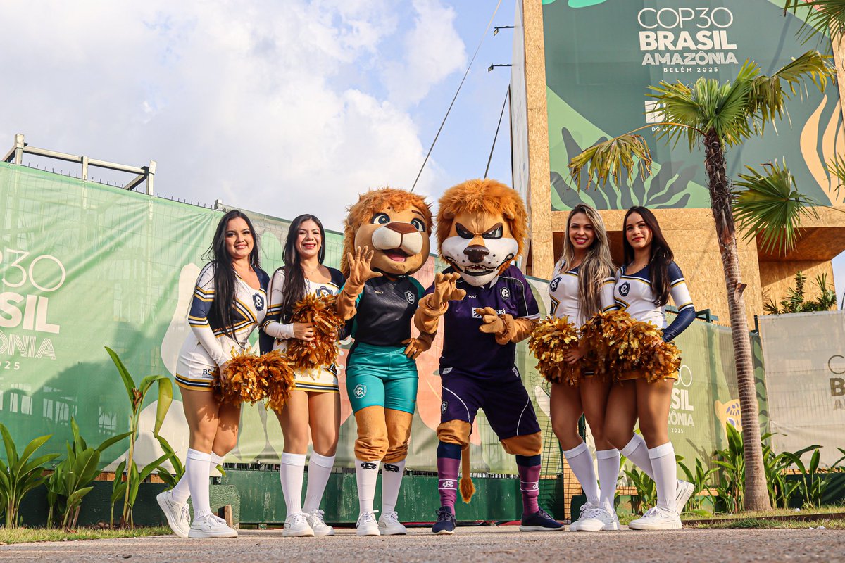 LeoasAzulinas's tweet photo. O rugido de hoje foi pela consciência ecológica! 🌿🦁🌴 #RemoNaCOP30 #LeãoDaAmazônia #Mascotes #LeoasAzulinas https://t.co/4g0wVeXbEn