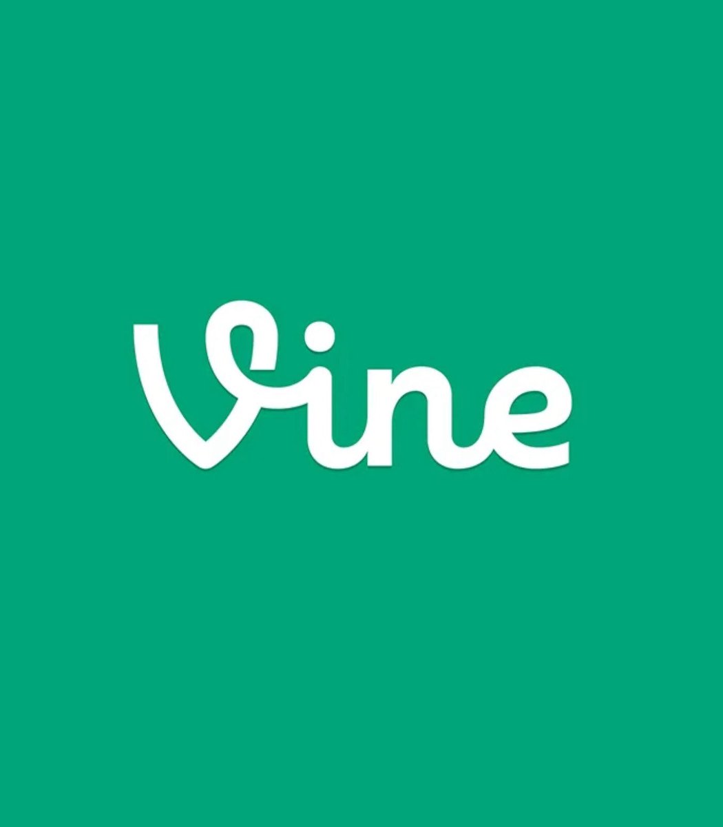 Indie5051's tweet photo. Vine esta de regreso, ahora sera llamado diVine 

• Financiado por Jack Dorsey
• Incluye más de 100.000 vídeos del archivo de Vine
• Los usuarios pueden subir vídeos de 6 segundos
• No se permite el contenido generado por IA https://t.co/lESv2BstVr