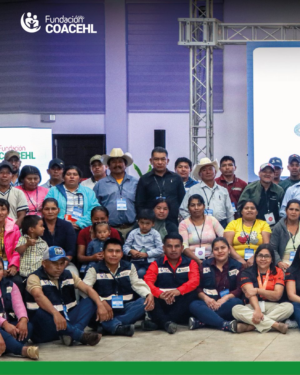 FundCOACEHL's tweet photo. El Foro “Resiliencia que Transforma” reunió a representantes de las IAP de varios municipios para fortalecer liderazgo, comunicación y gobernanza. 💚
Una jornada de aprendizaje y cooperación facilitada por Fundación COACEHL. 🌱
 #EconomíaSocial #FormarParaTransformar https://t.co/ufHXhb5QmE
