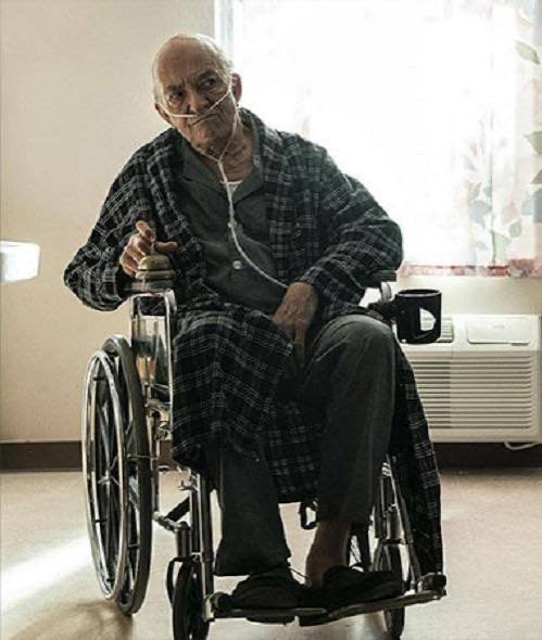 ی مریض داشتم دقیقاا همین شکلی بود و رو ویچلر، بعلاوه فولی، تا چند ثانیه بهش خیره شده بودم، اصلا هم حرف نمیزد.