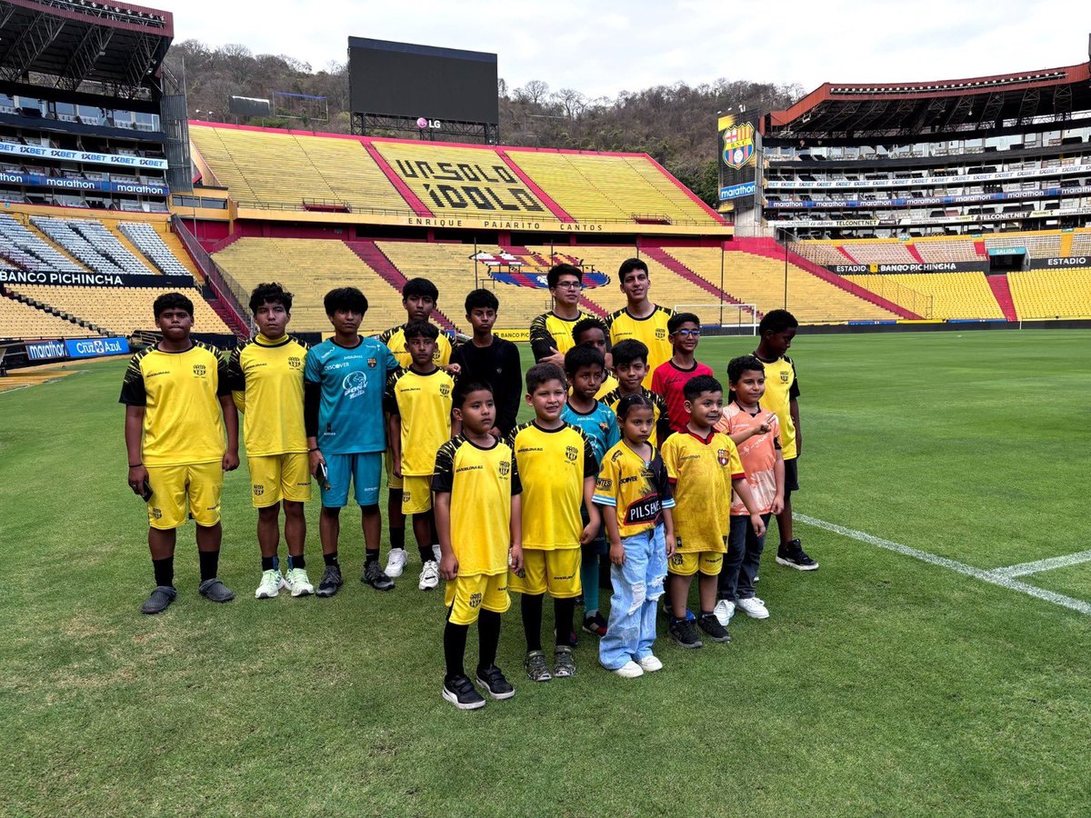 Amarilloesbsc's tweet photo. 💛 Una experiencia que quedará para siempre 🏟️

Los niños de la Academia BSC Chongón recorrieron el #TourMonumental y sintieron la magia del Ídolo ⚽✨

#BarcelonaSC #IdoloDelEcuador #AmarilloEsMiColor https://t.co/FqLJPOkKhE