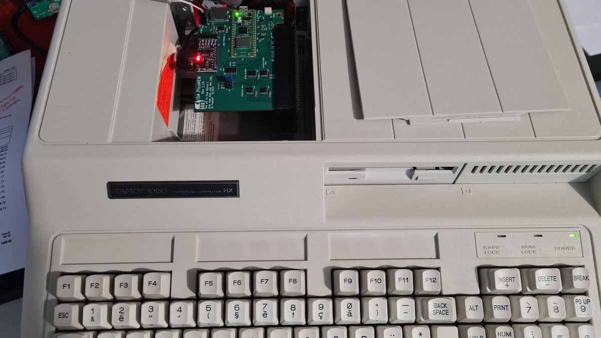 FreddyVETELE's tweet image. Back to #PicoMEM test on this beast
#tandy1000 #tandy