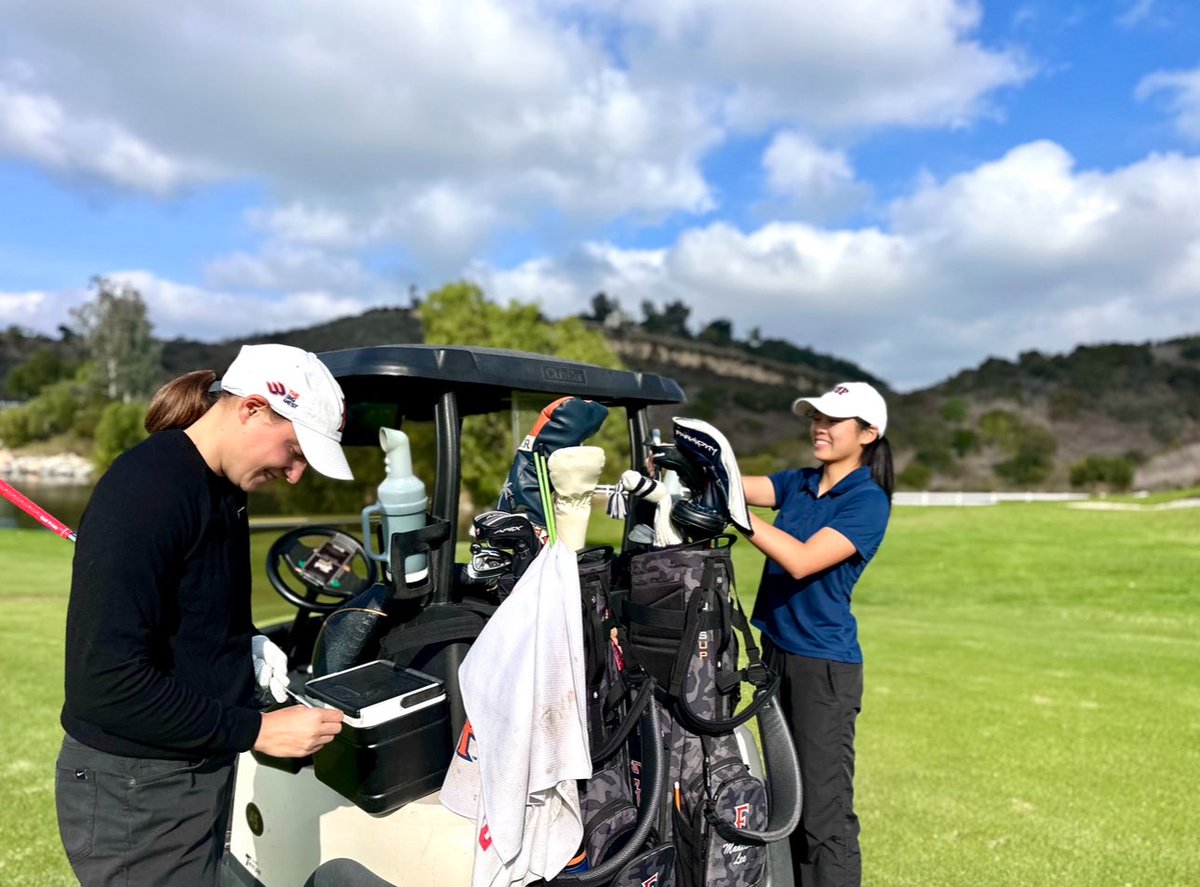 Early morning practice to kick off the day right!🏌️‍♀️💙

 #TusksUp
