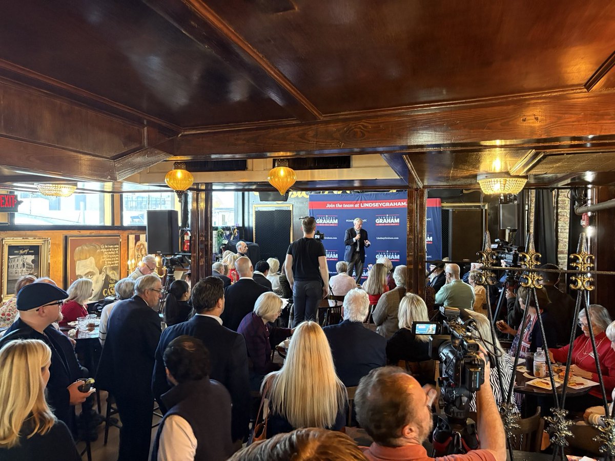 Lindsey Graham tweet media