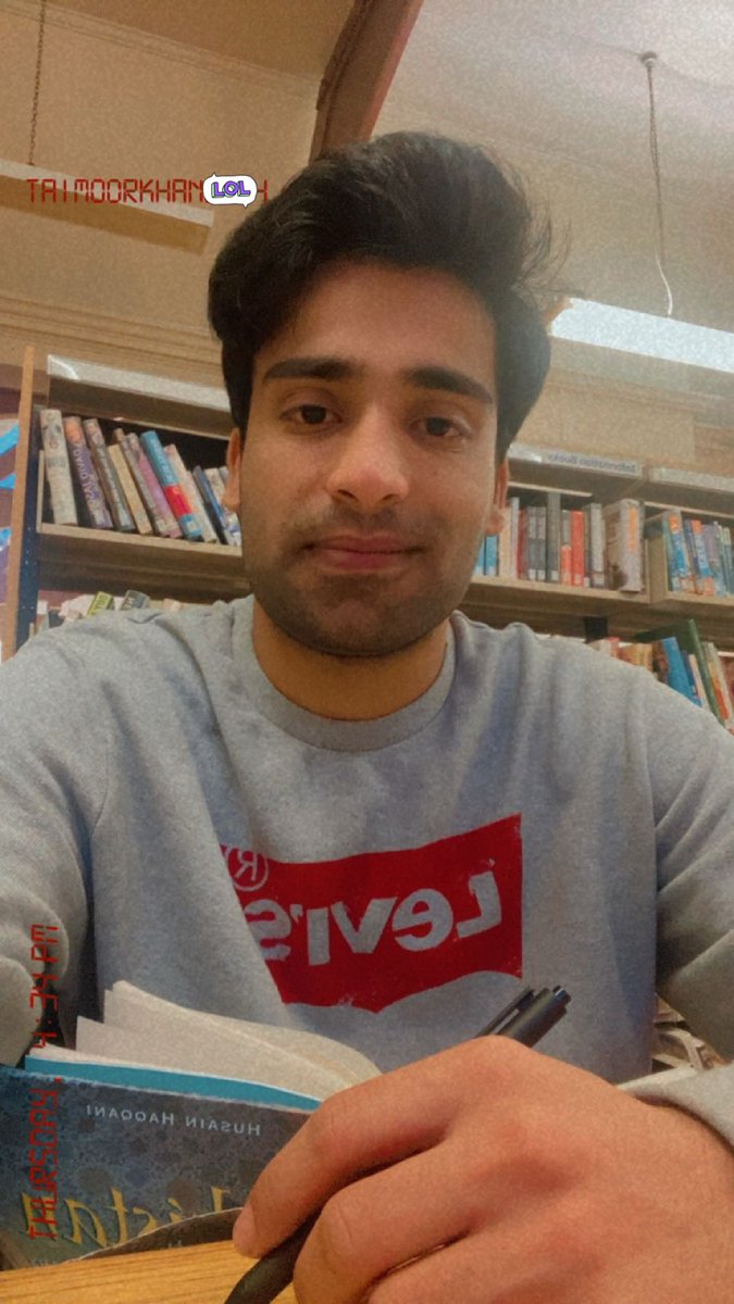 اے ساکنانِ کوچہء دلدار دیکھنا
تم کو کہیں جو غالبِ آشفتہ سر ملے