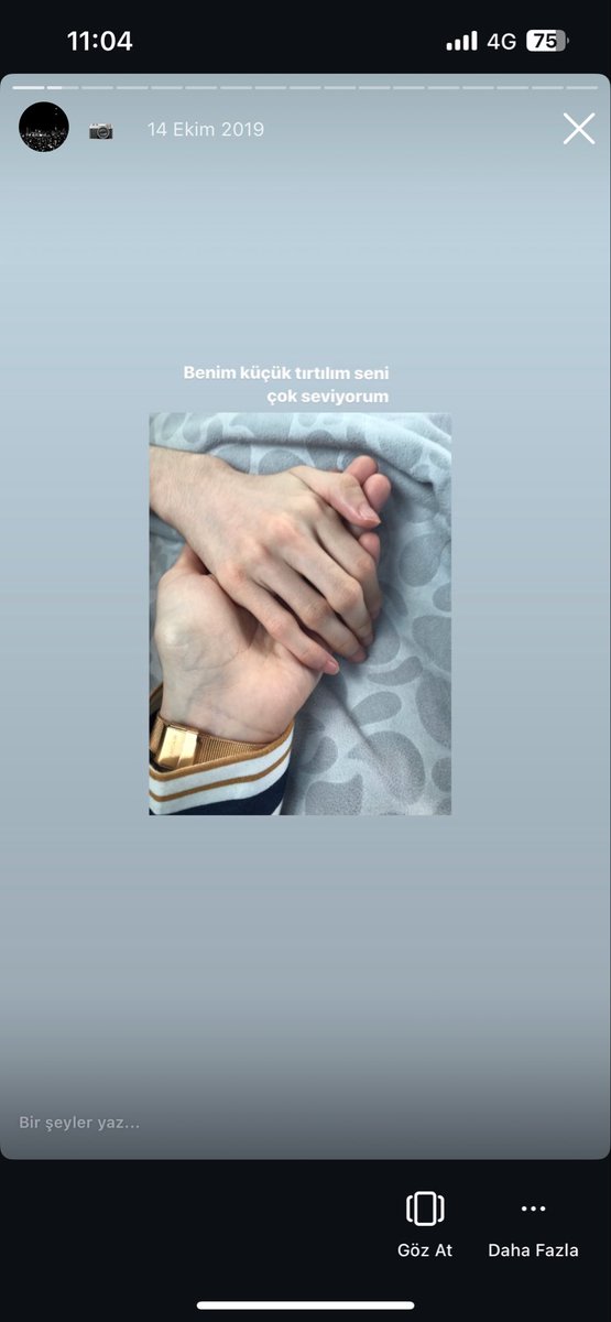 Allahım bu elleri ayırma nolur. Ayırmaz dimi