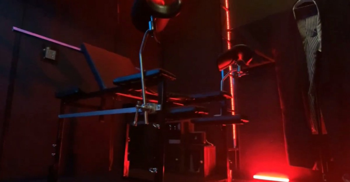 长沙凝暗调教室 tweet media